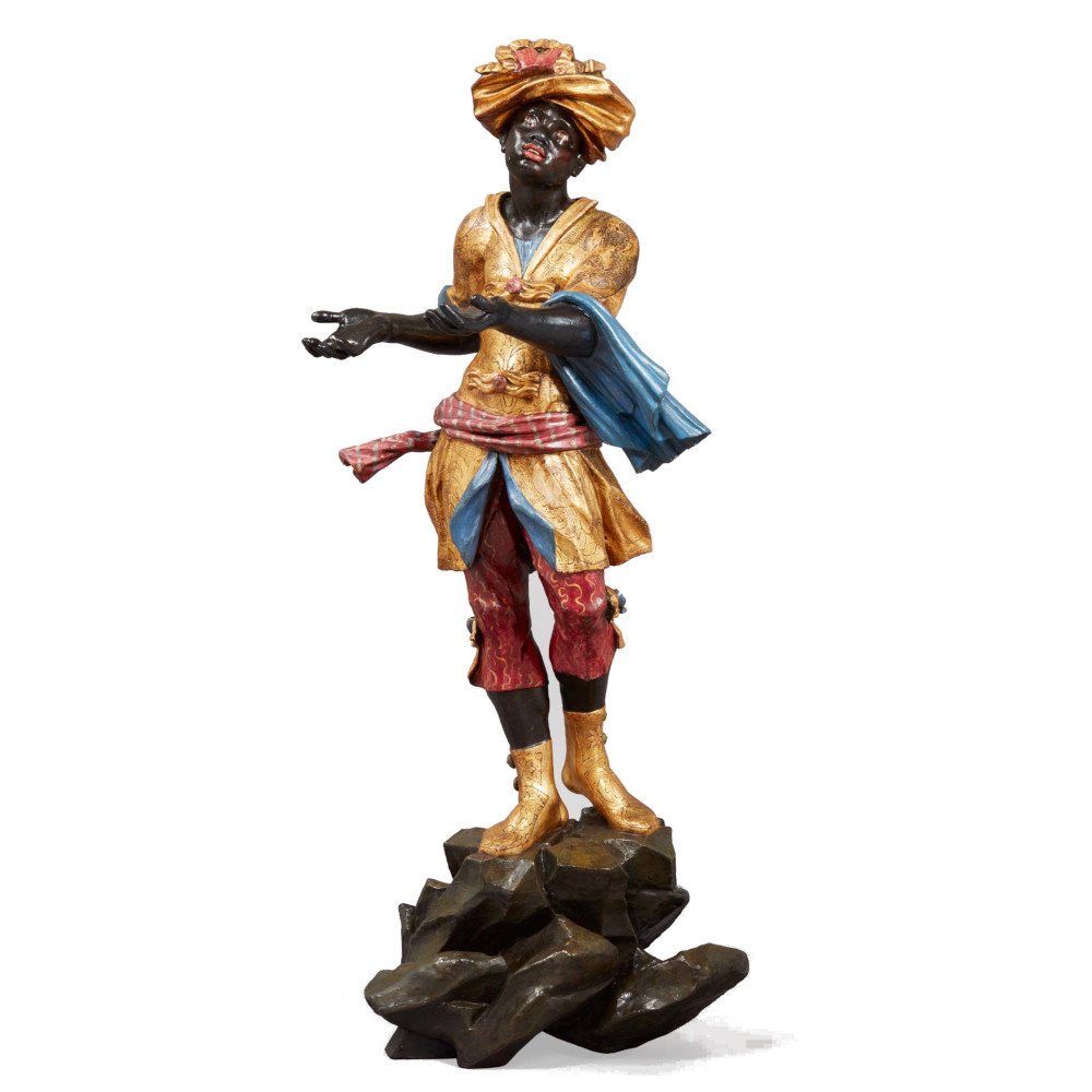 Scultura in legno laccato e dorato 