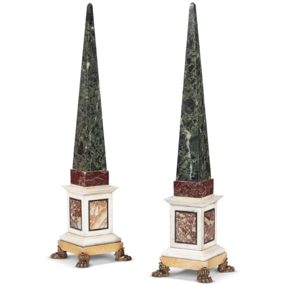 Coppia di obelischi grandi